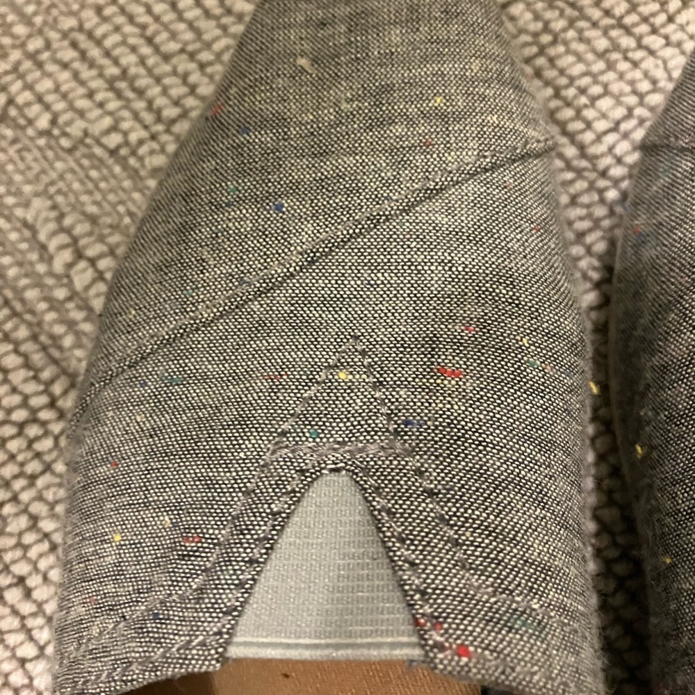 TOMS Shoes Women’s 6.5 - Picture 2 of 6